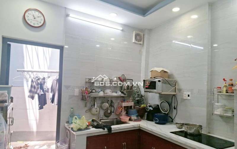 CĂN NHÀ 2 TẦNG, 48M2, HẺM LÊ VĂN LƯƠNG, QUẬN 7 - CHỈ 4.5 TỶ, SỔ HỒNG RIÊNG!