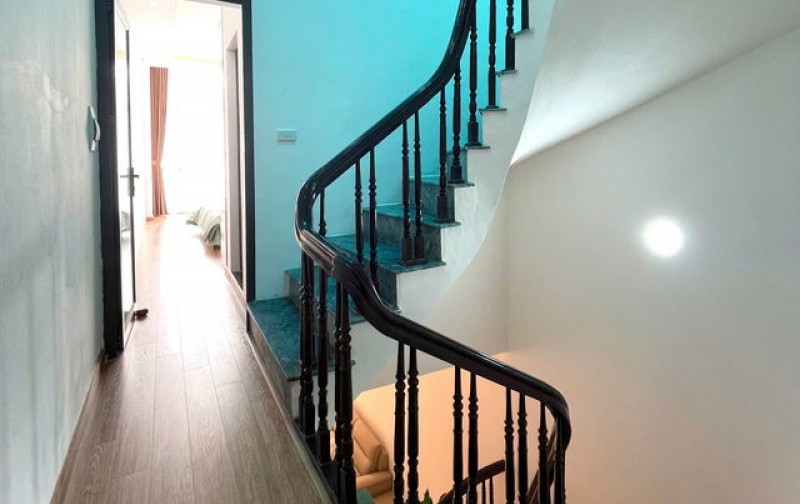 Bán Gấp Siêu Phẩm Nhà Lô Góc Gần Ô Tô  Mễ Trì Hạ 40m2 – 5 Tầng  - Chỉ 7 tỷ