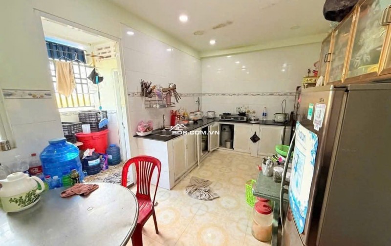 Bán Nhà 1 Trệt 1 Lửng Mặt Tiền Đường Bê Tông Tại Ấp 3, xã Tân Bửu, Bến Lức, Long An