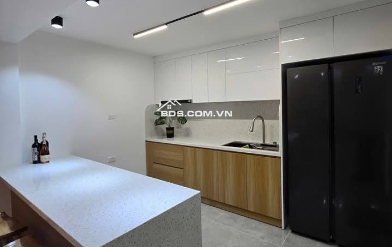 Nhà Đẹp Phố Bạch Mai, Hai Bà Trưng 37/40m, 5 tầng, mt 4.2m, giá 8 tỷ