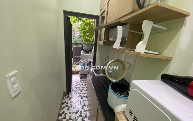 Cho thuê Căn hộ dịch vụ giá rẻ tầng 3 View thoáng tại Ngõ 294 Kim Mã, Ba Đình. Chỉ 8tr