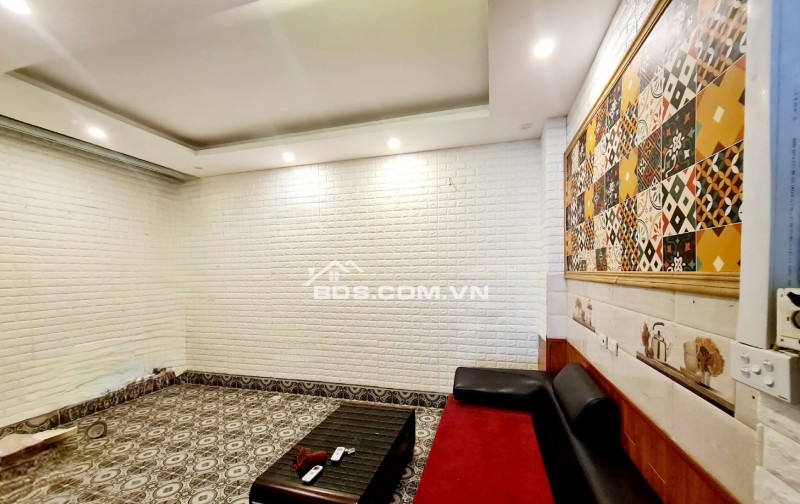 Nhà Đẹp Phố VIP Nguyên Hồng, Đống Đa 45m, 6 tầng, mt 5m, giá 33 tỷ