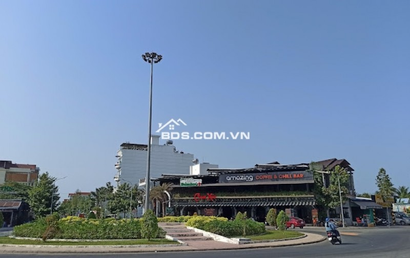 Mặt tiền Nguyễn Công Bình, Cặp 2 nền liền kề, TP Mỹ Tho. Ấp 2. Hướng Bắc.