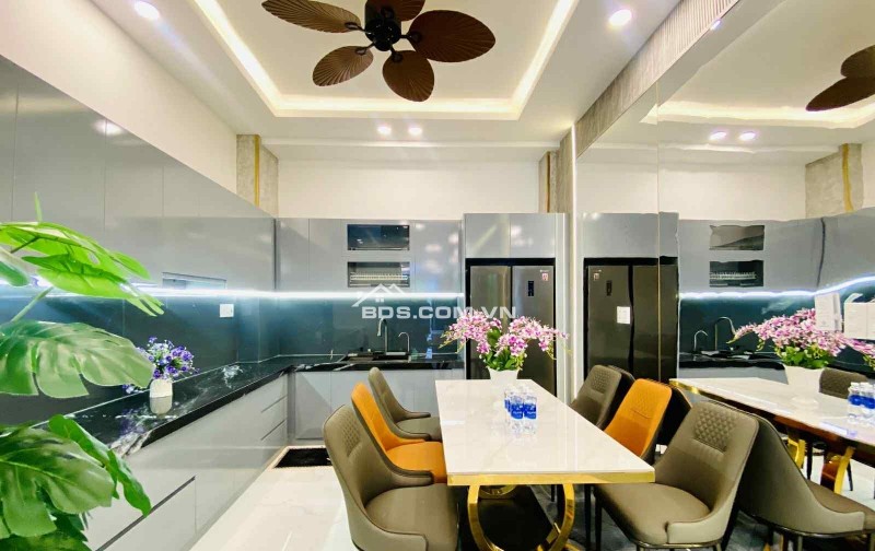 Bán nhà đường Phạm Văn Chiêu, P.8, Gò Vấp