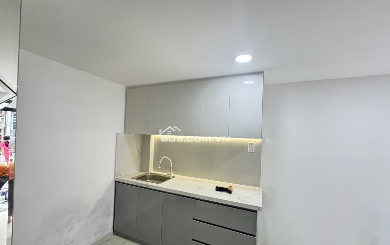 Nhà nhỏ Linh Xuân Thủ Đức giá 1.8 tỷ, hẻm xe hơi, sổ riêng