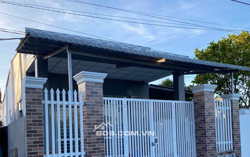 BÁN NHÀ HẺM TẠI PHƯỜNG 1 - TP TRÀ VINH, DT (6X25) GIÁ CHỈ 1.6 TỶ. LH:0985062787.