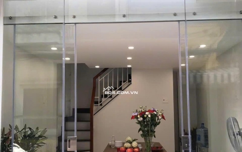 NHÀ MỚI 5 TẦNG Q10 – HXH – GIÁ CHỈ 5 TỶ 4 . LH:0988954579.