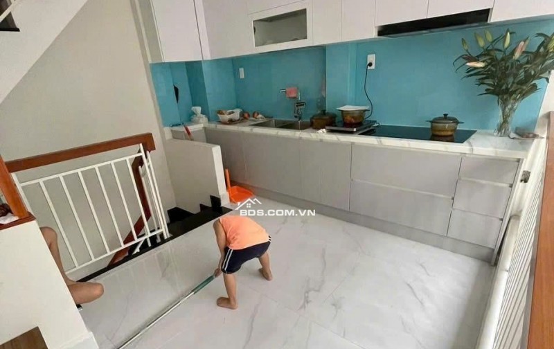 NHÀ MỚI 5 TẦNG Q10 – HXH – GIÁ CHỈ 5 TỶ 4 . LH:0988954579.