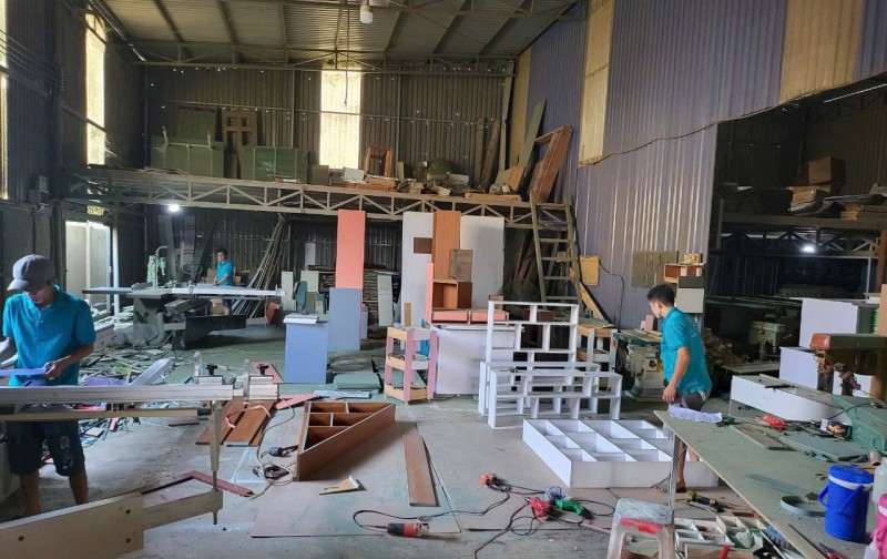Cho thuê nhà xưởng sd 800m2 gần chợ Vườn Lài Quận 12