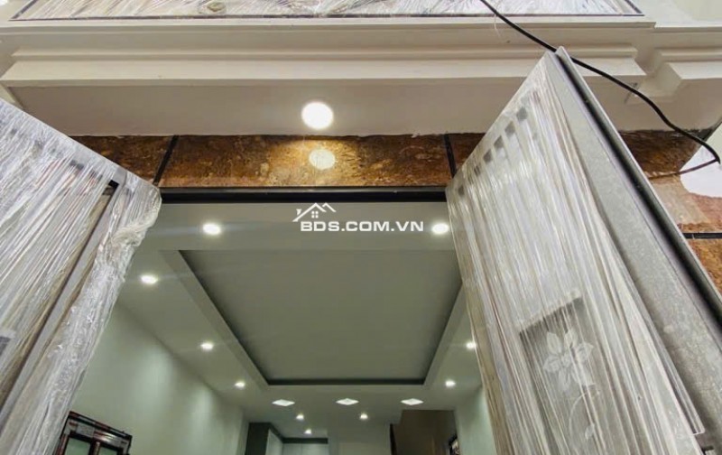 chỉ 5 tỷ nhà Tam Hiệp, Thanh Trì, gần 35m*5 tầng , full công năng - ngõ nông ,gần ô tô.