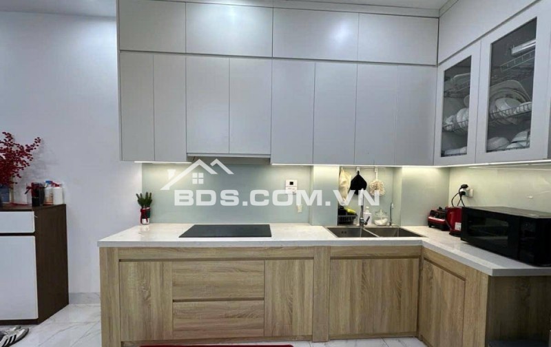 Nhà Đẹp Gần Đường Ô TÔ, Thang Máy Trương Định, Hai Bà Trưng 34m, 5 tầng, mt 5.5m, giá 7.98 tỷ.