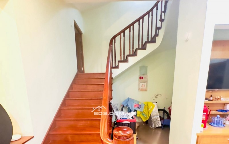 Nhà Đẹp Ô TÔ Chạy Vòng Quanh Lạc Trung, Hai Bà Trưng 87m, 4 tầng, mt 8m, giá 28.7 tỷ