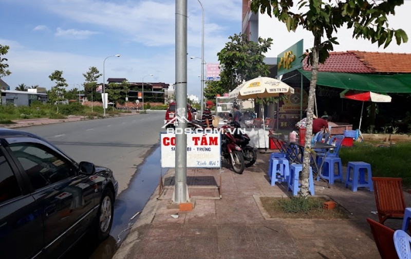 Mặt tiền Nguyễn Công Bình, Cặp 2 nền liền kề, TP Mỹ Tho. Ấp 2. Hướng Bắc.
