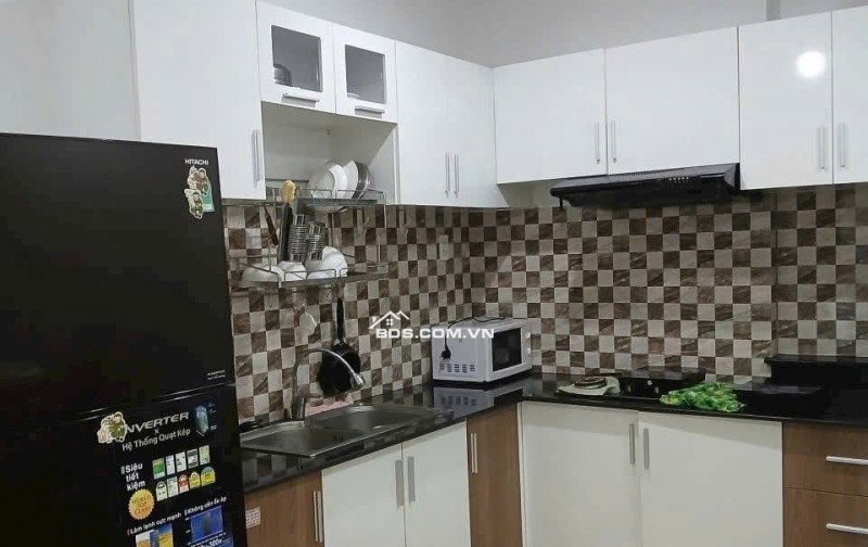 Chung cư Âu Cơ Tower, Âu Cơ, TP: 85m2, 2p ngủ rộng, ban công, 10tr5/th.