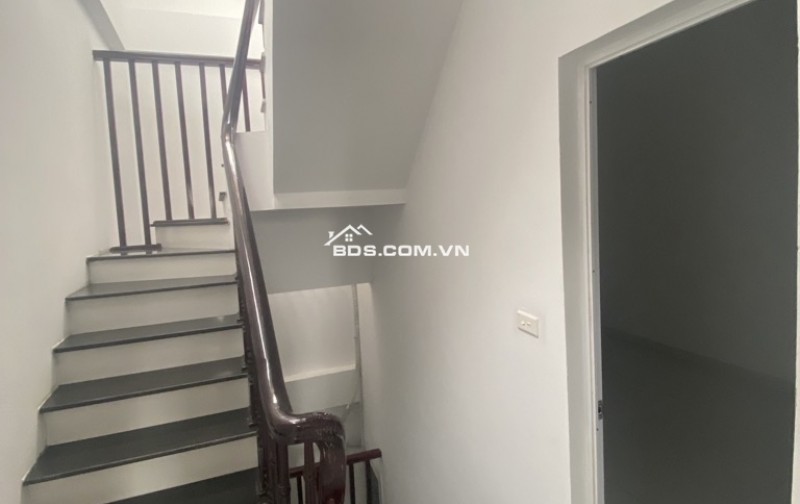 Bán nhà Quang Trung Hà Đông, sát ga tàu điện, vị trí tiềm năng, diện tích 54m chỉ 6.xt