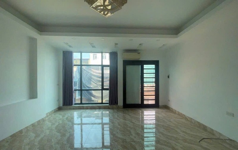Bán nhà riêng tại Hoàng Quốc Việt, Nghĩa Đô, Cầu Giấy, Hà Nội, giá cực chất 10,9 tỷ, 35m2