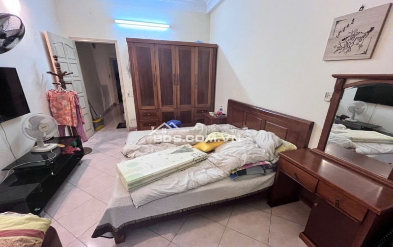 Bán nhà phân lô - dân xây  - tt Văn điển, Thanh Trì, 2 mặt ngõ  64m* 4 tầng ,ô tô thông chi 8 tỉ.