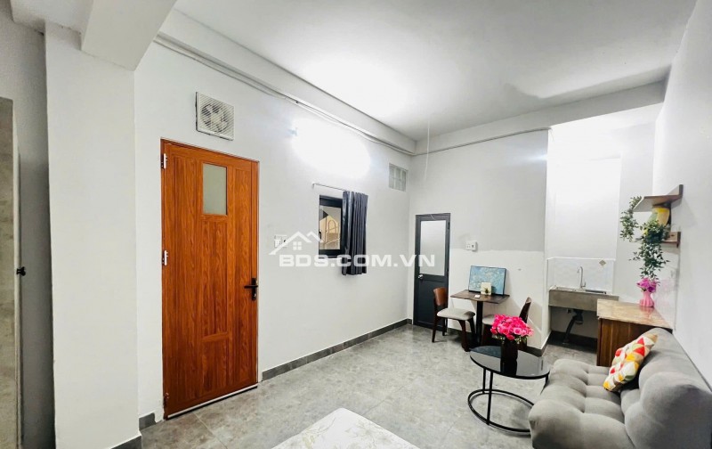 CHDV, Lê Hồng Phong, P12, Q10. 5tr/tháng, 25m2, có cửa sổ.