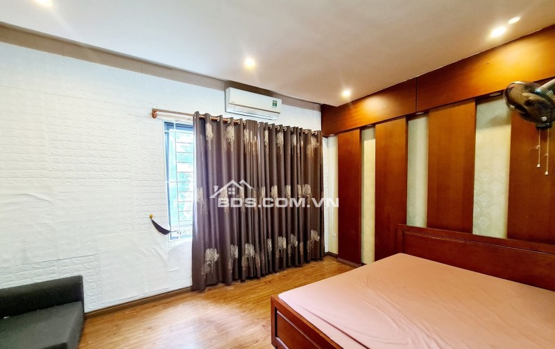 Nhà Đẹp Phố VIP Nguyên Hồng, Đống Đa 45m, 6 tầng, mt 5m, giá 33 tỷ