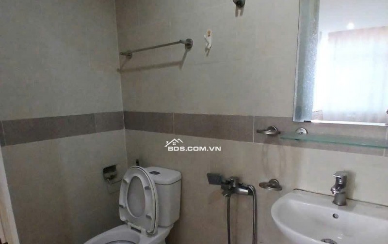 Chung cư Âu Cơ Tower, Âu Cơ, TP: 85m2, 2p ngủ rộng, ban công, 10tr5/th.