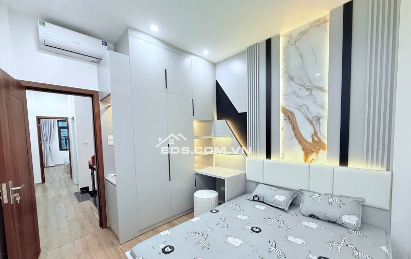 Nhà Đẹp, Ngõ Hoà Bình 7, Hai Bà Trưng 40m, 4 tầng, mt 3.3m, giá 9.5 tỷ