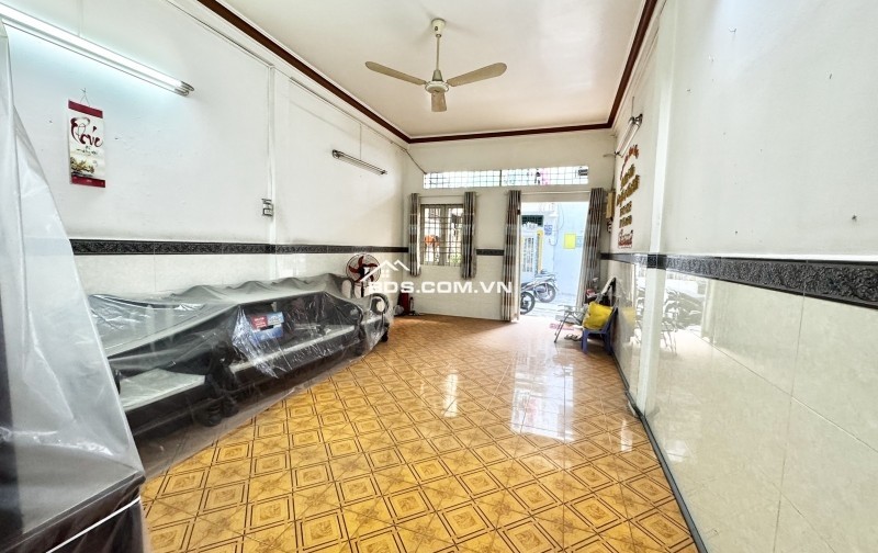 NHÀ QUANG TRUNG GÒ VẤP, 130m2, NỞ HẬU 8M, DỌN VÀO Ở NGAY !