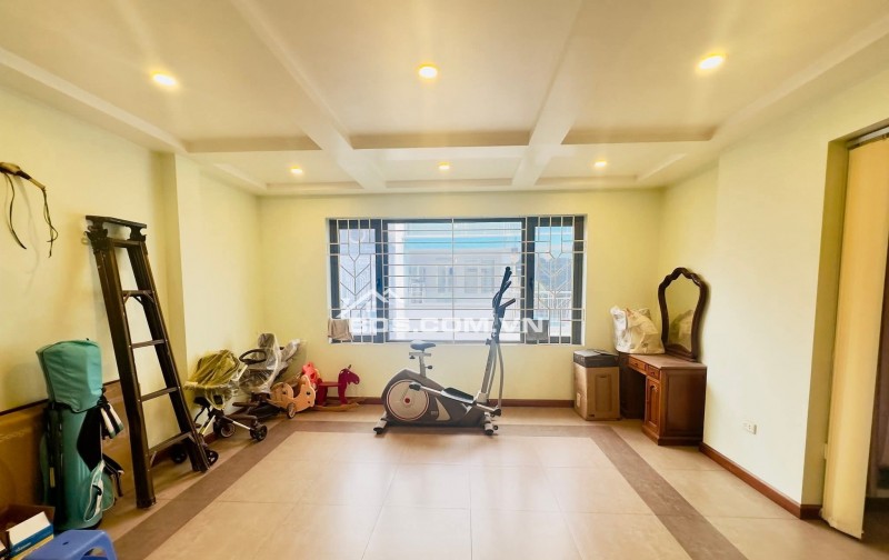 Nhà Đẹp Ô TÔ Chạy Vòng Quanh Lạc Trung, Hai Bà Trưng 87m, 4 tầng, mt 8m, giá 28.7 tỷ