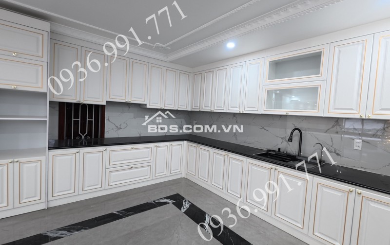 BÁN BIỆT THỰ MẶT ĐƯỜNG Q.ĐỒ SƠN GIÁ CHỈ 6.9 TỶ S = 420M2 SỬ DỤNG