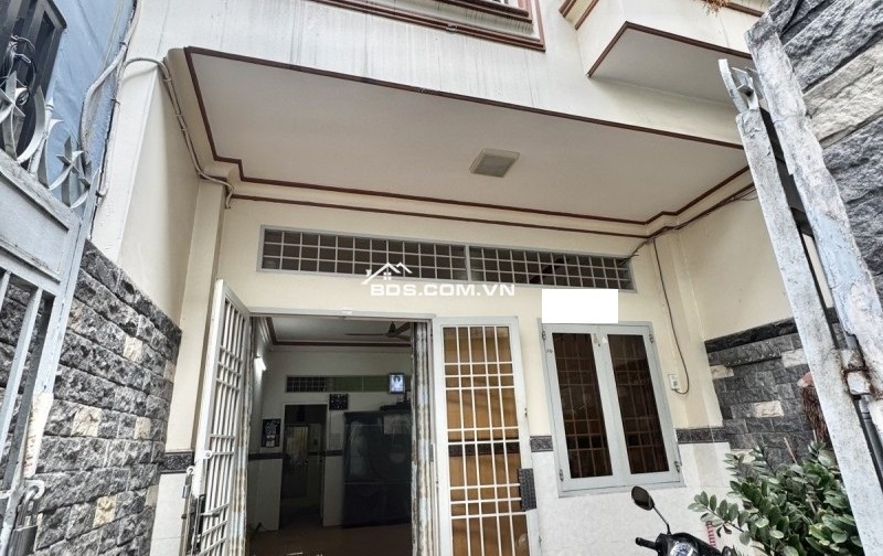 NHÀ QUANG TRUNG GÒ VẤP, 130m2, NỞ HẬU 8M, DỌN VÀO Ở NGAY !