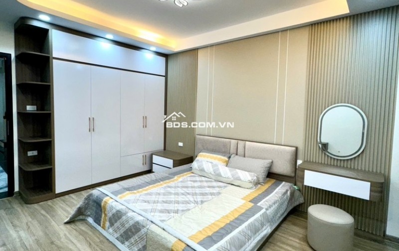  HÀNG HIẾM SÀI ĐỒNG – NHÀ 5 TẦNG 30 M2 – CHỈ CÓ 5.XX TỶ – KHÁCH ƯNG LÀ CHỐT!