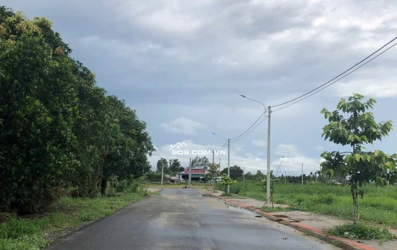 BÁN ĐẤT NỀN ĐẸP – TRUNG TÂM THỊ TRẤN MÁI DẦM – HẬU GIANG