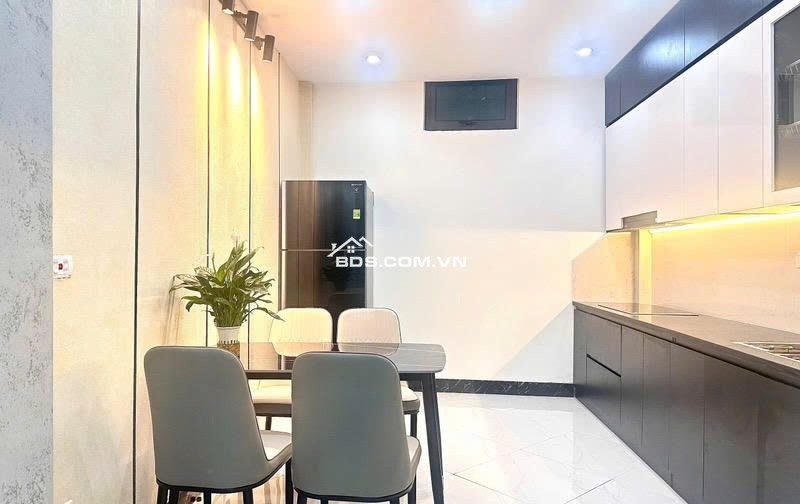Bán Nhà Kim Giang, Thanh Xuân - Oto - Gần Phố -  Full Nội Thất - 40m, 5 Tầng.