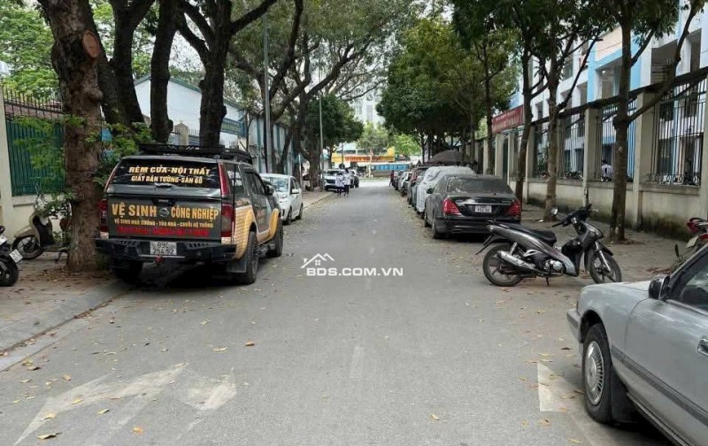 Nhà Đẹp Kinh Doanh VP Nguyễn Văn Huyên, Cầu Giấy 45m, 7 tầng, mt 4m, giá 19.5 Tỷ.