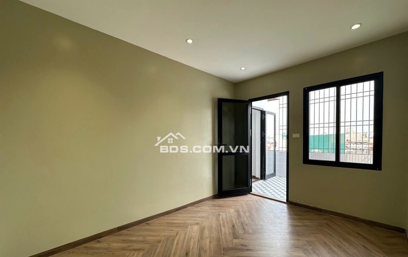 Nhà Đẹp Kinh Doanh, Thang Máy, Chợ Khâm Thiên 34m, 7 tầng, mt 6m, giá 12 tỷ