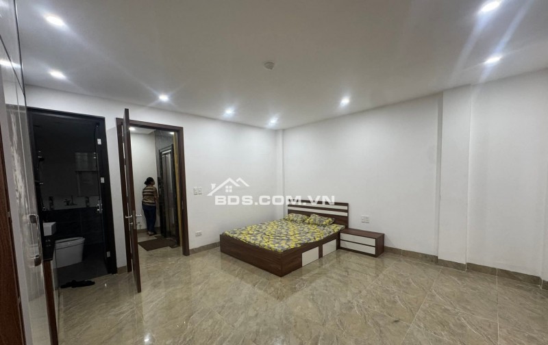 Nhà Đẹp Mặt Phố Kinh Doanh Tây Sơn, Đống Đa 35/40m, 8 tầng, mt 5,2m, giá 28.2 tỷ