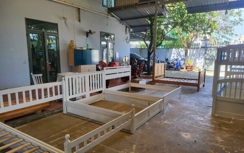 Cho thuê nhà xưởng sd 800m2 gần chợ Vườn Lài Quận 12