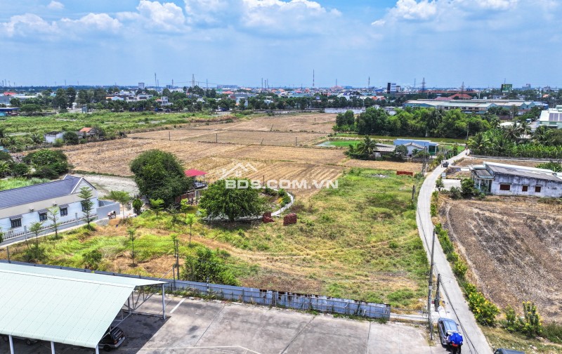 BÁN ĐẤT MẶT TIỀN GIÁ TỐT – TRUNG TÂM THỊ TRẤN BẾN LỨC – CƠ HỘI ĐẦU TƯ SIÊU LỢI NHUẬN!
