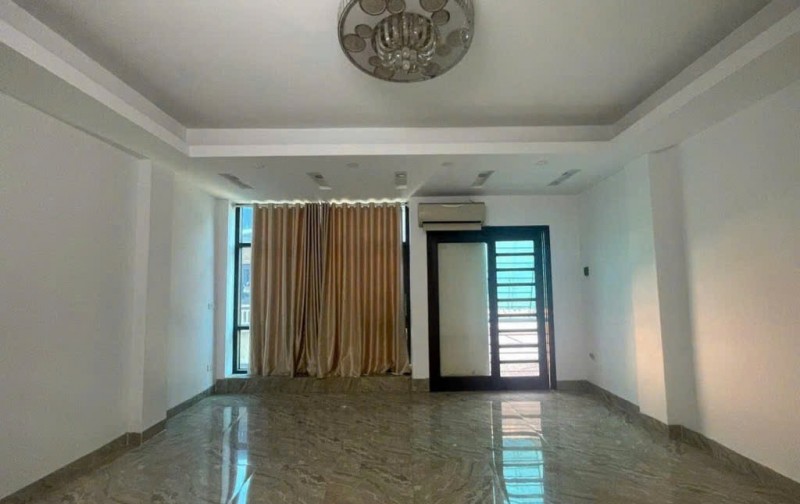 Bán nhà riêng tại Hoàng Quốc Việt, Nghĩa Đô, Cầu Giấy, Hà Nội, giá cực chất 10,9 tỷ, 35m2