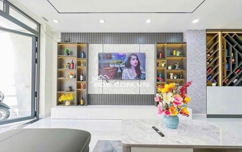 NHÀ MƠI, HẺM THÔNG nhanh KDBB - 3 TẦNG, NGUYỄN VĂN QUỲ Q7 - FULL NỘI THẤT CAO CẤP, CHỈ 7,47  TỶ