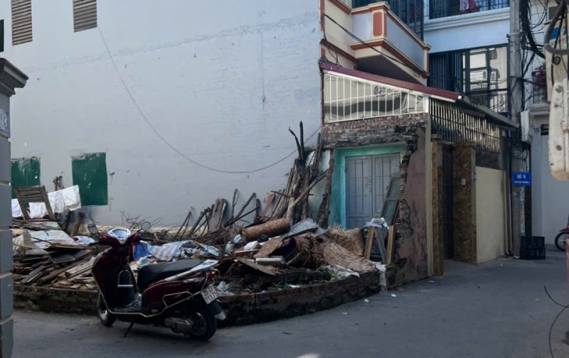 Tôi Bán mảnh đất Lo góc 40m, mặt tiền 7m, giá 7.8 tỷ cực hiếm!