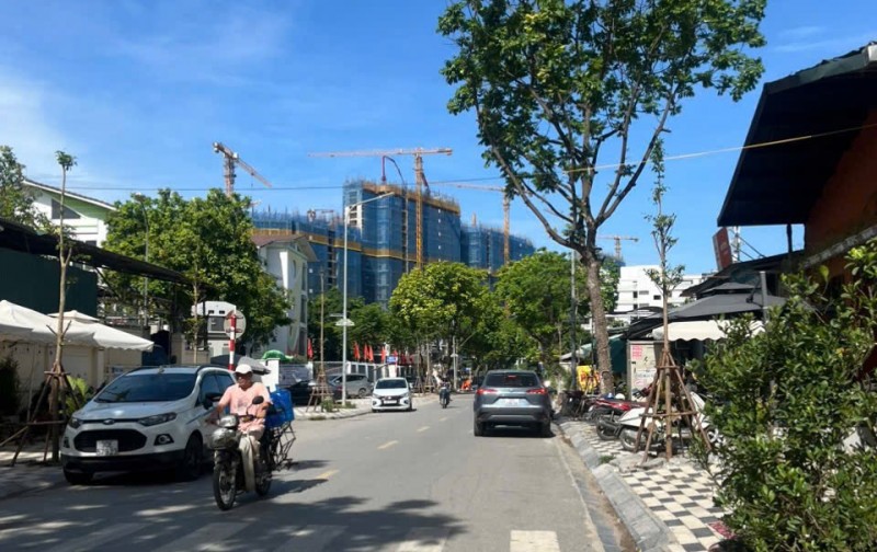 Bán mảnh đất 40m, mặt tiền 7m, giá 7.8 tỷ cực hiếm!