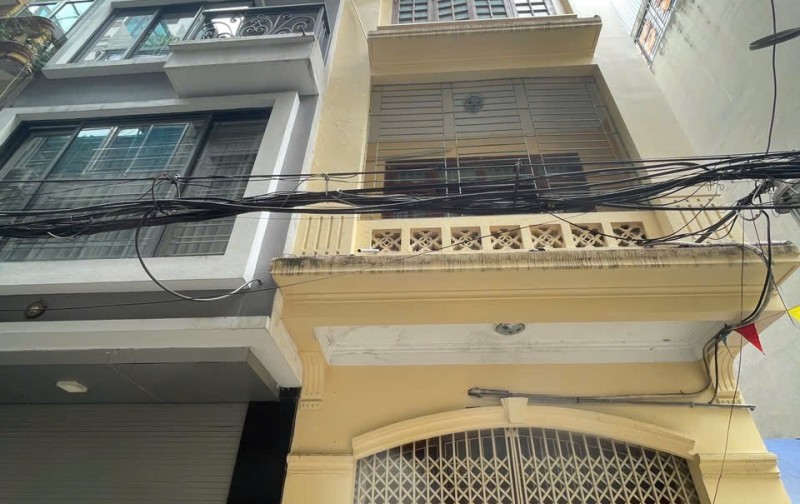 Bán gấp nhà riêng 4PN, 4WC, 56m2, 18,5 tỷ tại Hoàng Quốc Việt, Nghĩa Đô, Cầu Giấy, HN