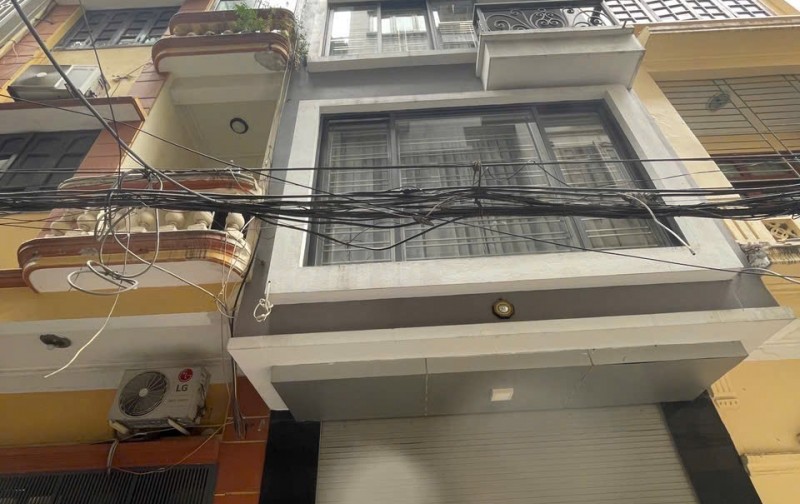 Bán gấp nhà riêng 4PN, 4WC, 56m2, 18,5 tỷ tại Hoàng Quốc Việt, Nghĩa Đô, Cầu Giấy, HN