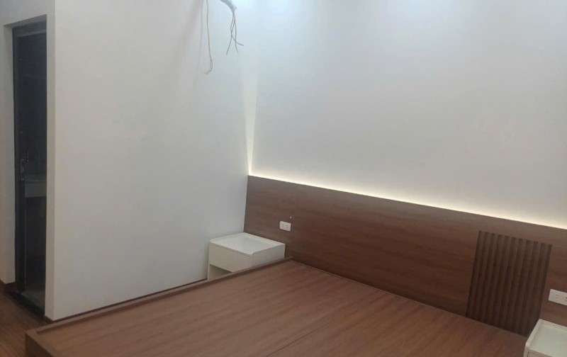 Bán nhà riêng tại Đường Lạc Long Quân,Tây Hồ, Hà Nội, giá siêu hời chỉ với 13 tỷ, 55 m2