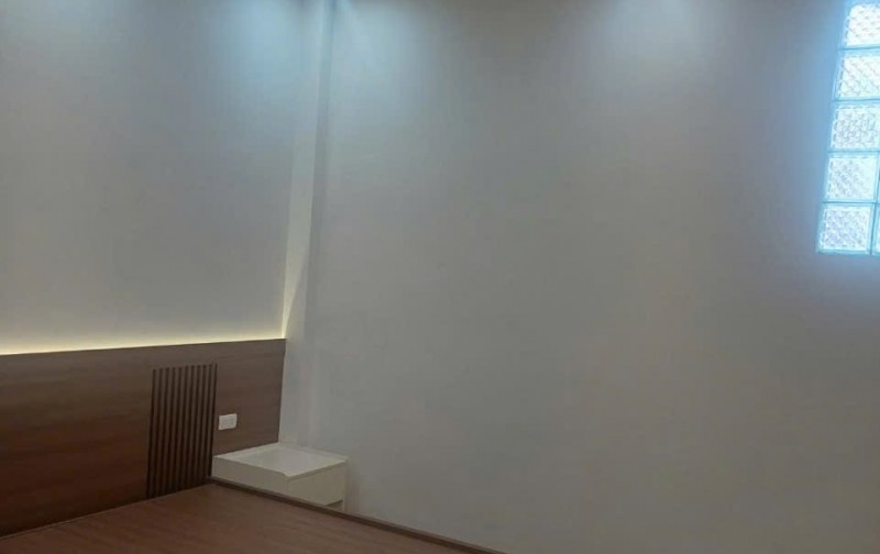 Bán nhà riêng tại Đường Lạc Long Quân,Tây Hồ, Hà Nội, giá siêu hời chỉ với 13 tỷ, 55 m2