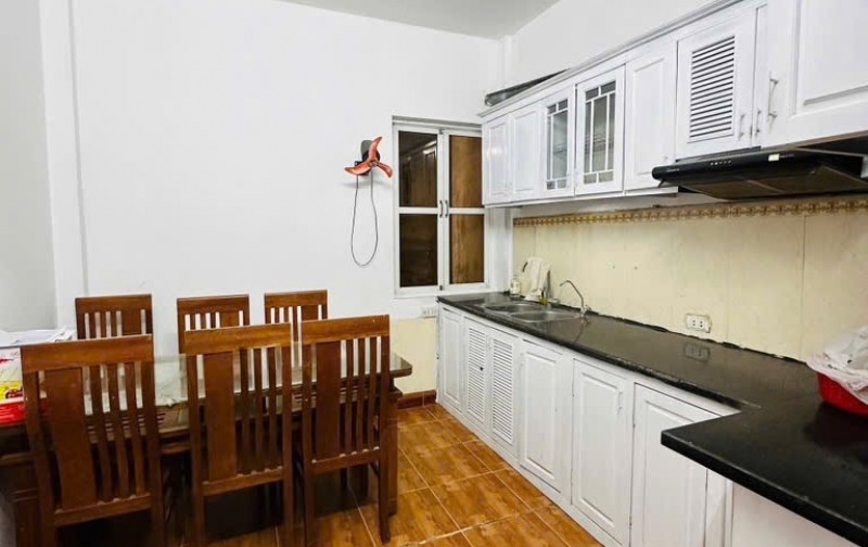 Hót quá nhỉ 8 tỷ có ngay 43m, 5 tầng, Xuân La, Tây Hồ!