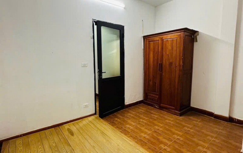Hót quá nhỉ 8 tỷ có ngay 43m, 5 tầng, Xuân La, Tây Hồ!