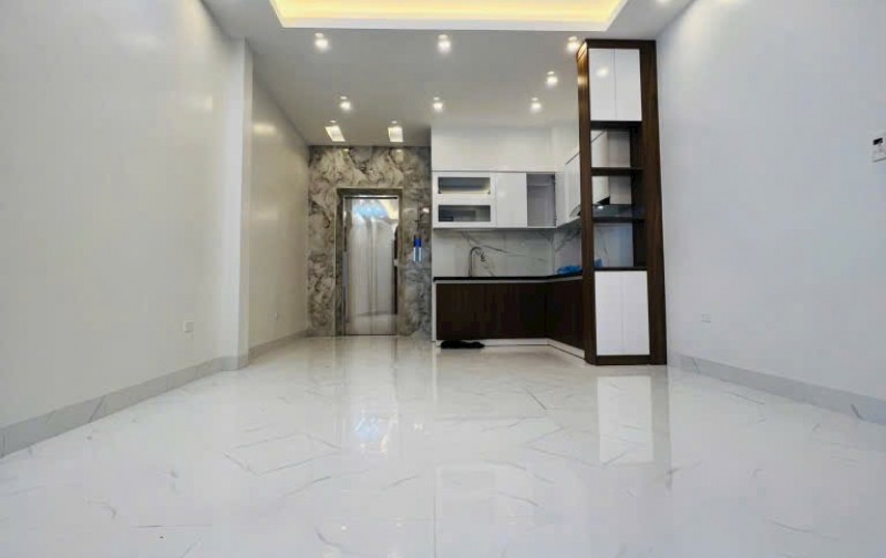 Mua ngay nhà Tây Hồ 77m, mặt tiền 4.3, 6 tầng, thang máy, oto ngủ trong nhà, chỉ 22.5 tỷ!