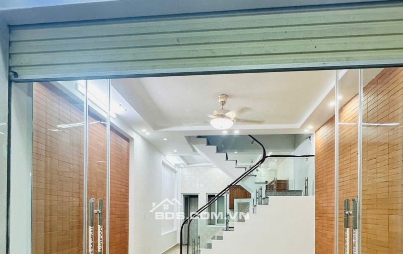 Bán nhà 41,5m2 3 tầng Hạ Lũng, Hải An gần trường mầm non, cấp 1,2, chợ Hạ Lũng, khu dân cư văn minh-- an ninh tốt, Giá hơn 2,8 tỷ