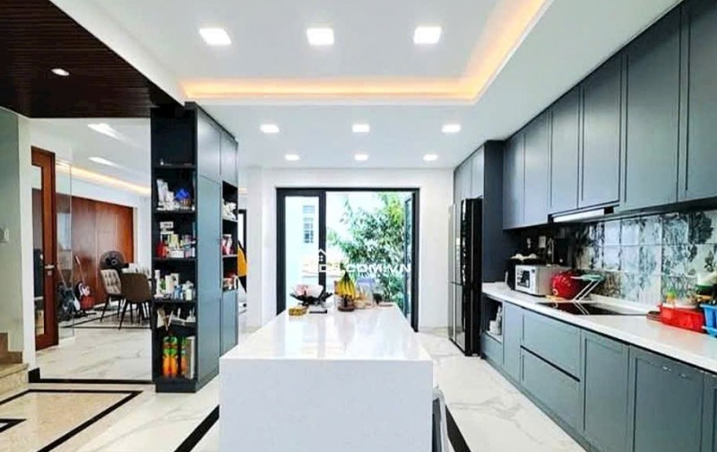 GẤP! BÁN GIẢM 1 TỶ BIỆT THỰ NGUYỄN THÔNG, P.9, Q.3 – ĐẲNG CẤP, NỘI THẤT Ý, GIÁ SỐC 28 TỶ .